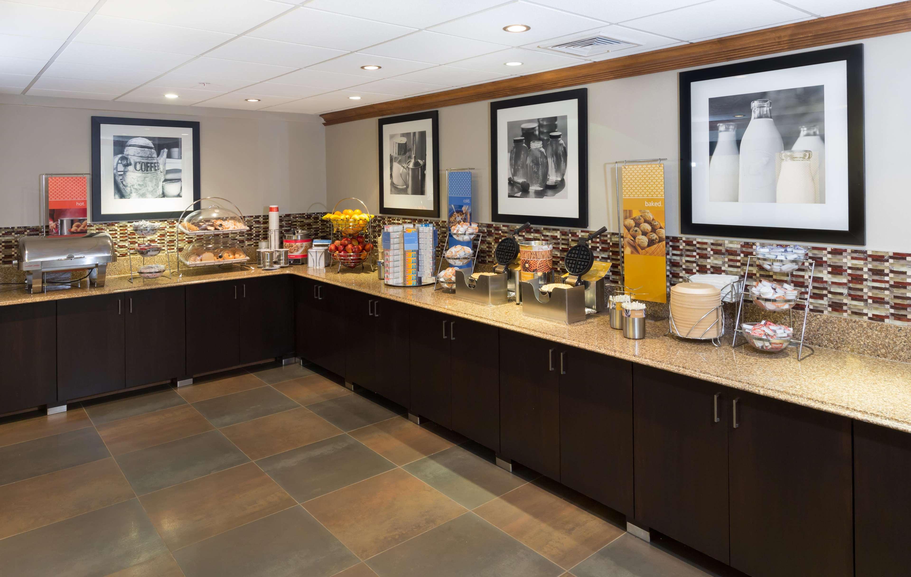 Hampton Inn Buffalo-Airport Galleria Mall Cheektowaga Ngoại thất bức ảnh
