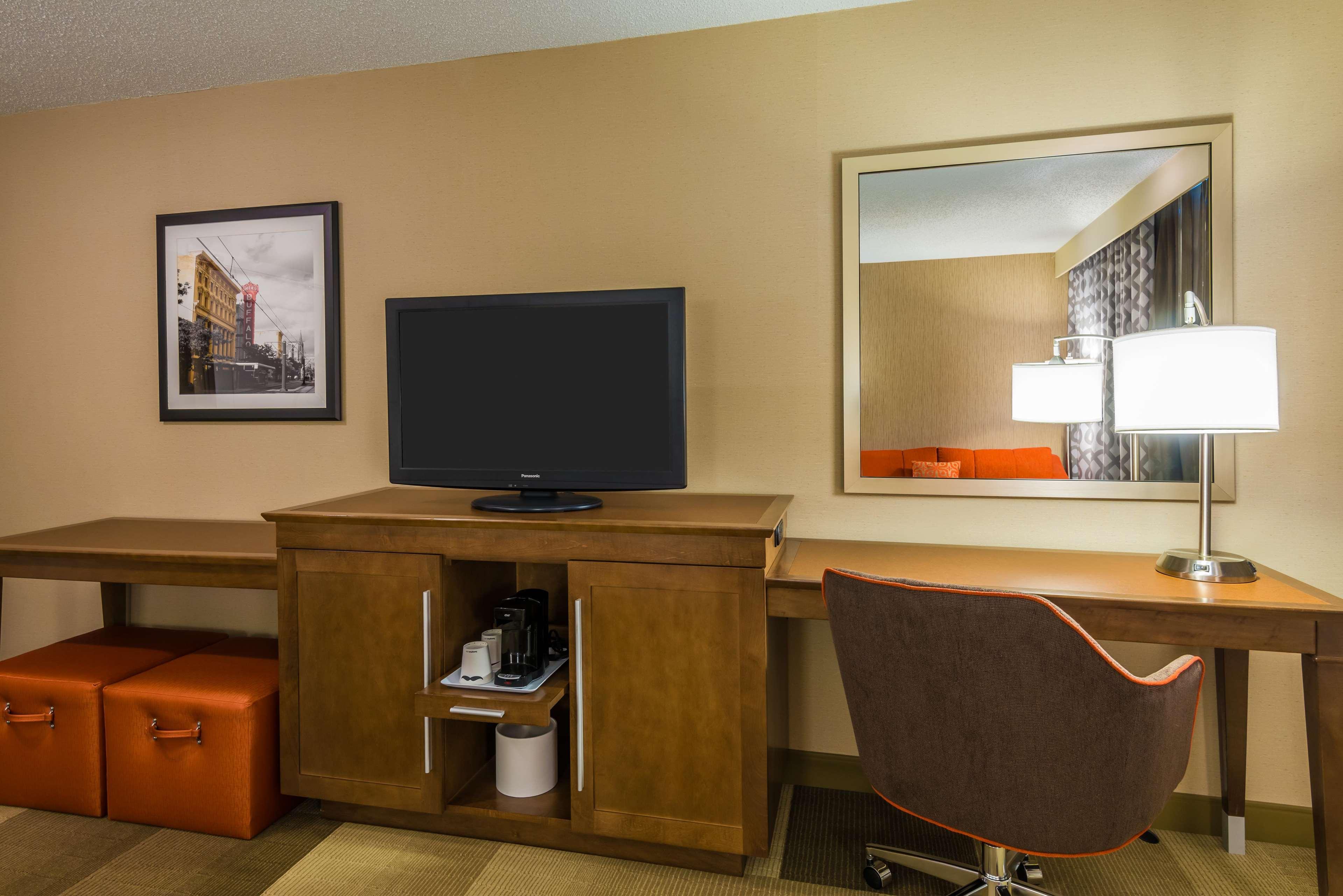Hampton Inn Buffalo-Airport Galleria Mall Cheektowaga Ngoại thất bức ảnh