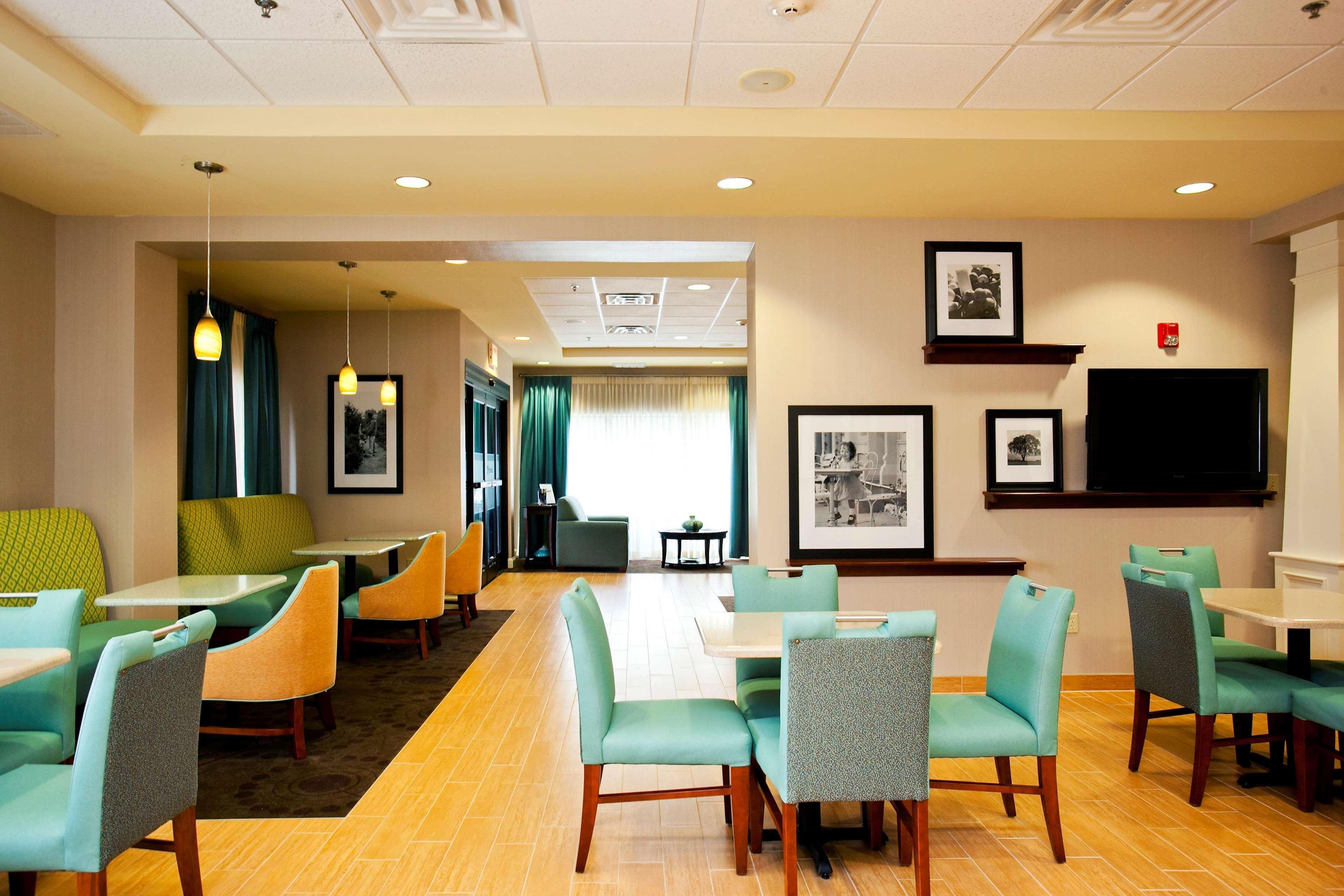 Hampton Inn Buffalo-Airport Galleria Mall Cheektowaga Ngoại thất bức ảnh