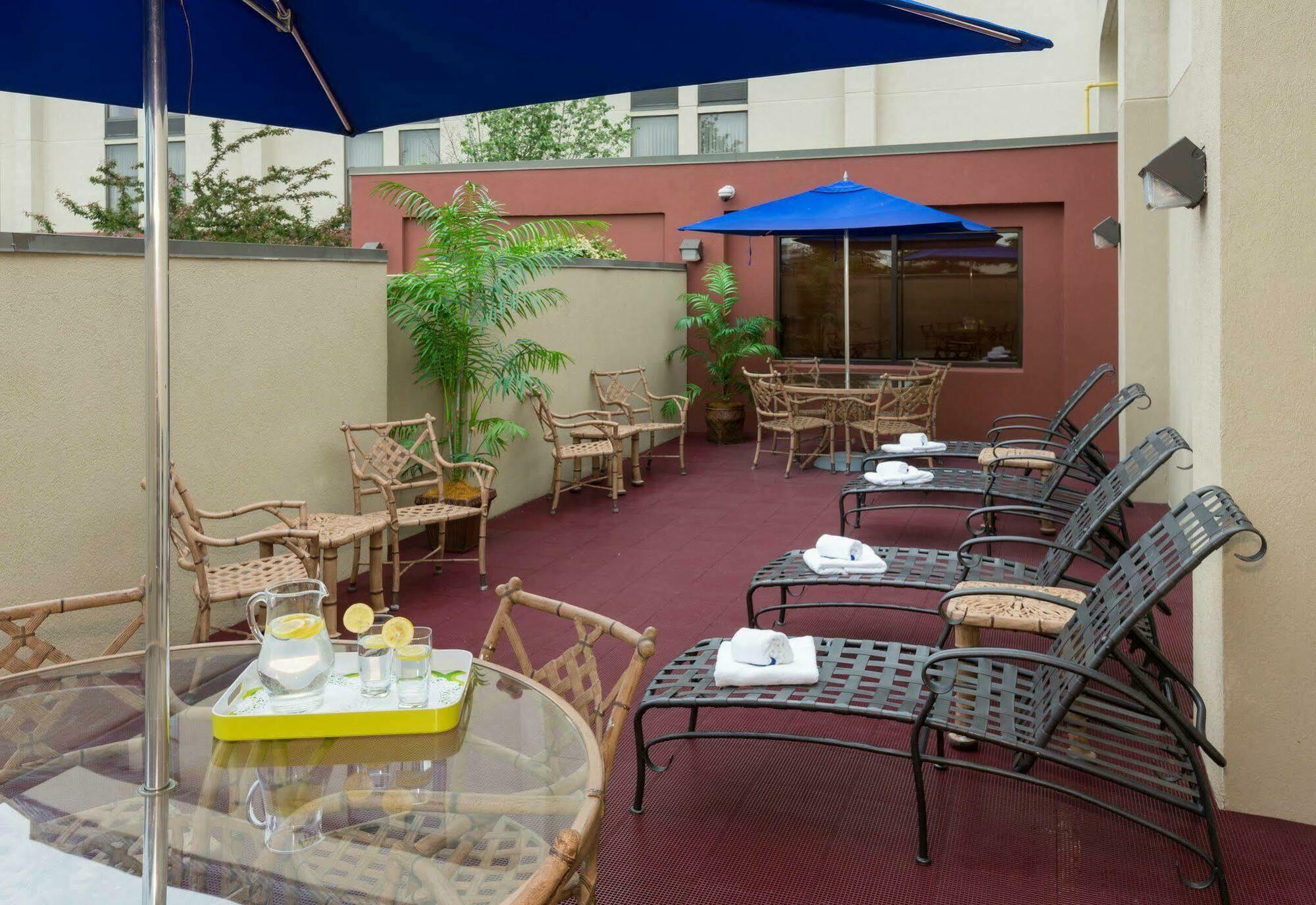 Hampton Inn Buffalo-Airport Galleria Mall Cheektowaga Ngoại thất bức ảnh